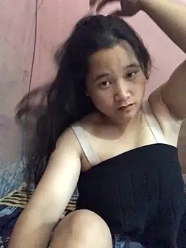 Ninaa01 online show from 05-15-26, 05:03