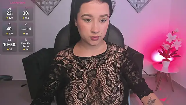 Emi Roseth online show from 05-21-26, 03:24