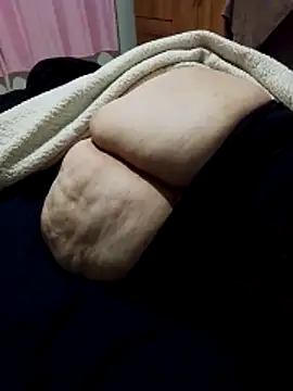 MegaAssMature online show from 06-02-26, 01:07