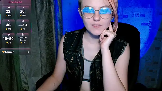   Freya    online show from 07-24-26, 04:49