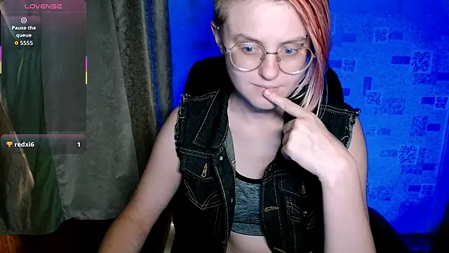   Freya    online show from 07-26-26, 04:58