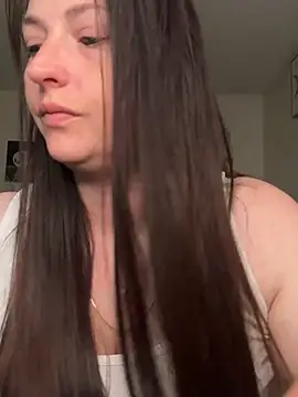 Snapshot of goddesshmh chatting on 05-21-26, 05:14 goddesshmh online show from 05-21-26, 05:14
