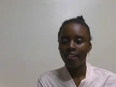 Snapshot of SassyTarrif chatting on 05-29-26, 08:18 SassyTarrif online show from 05-29-26, 08:18