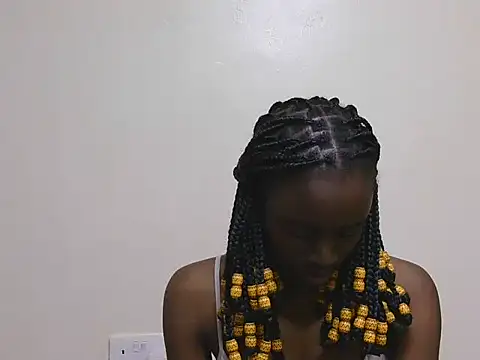 Snapshot of SassyTarrif chatting on 06-12-26, 01:10 SassyTarrif online show from 06-12-26, 01:10