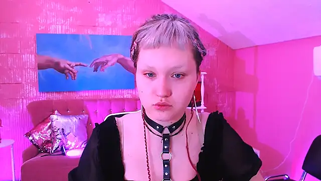 ViolettWoods online show from 07-21-26, 06:27