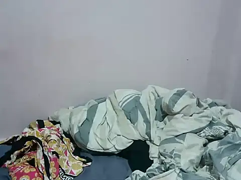 Squirty pussie online show from 07-19-26, 08:40