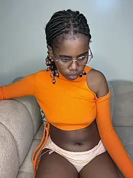 softglamqueen online show from 07-26-26, 03:47