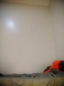 sexzzy02 online show from 07-26-26, 04:42