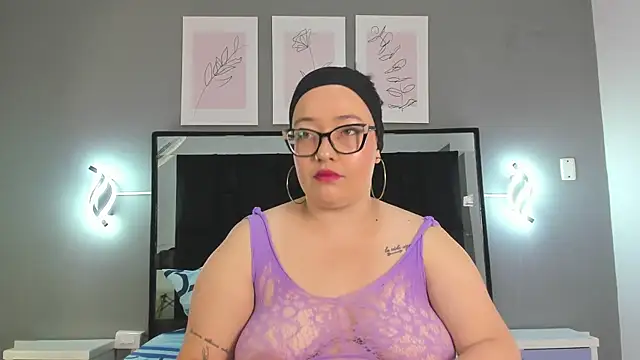 zoe curvyy online show from 07-09-26, 12:09