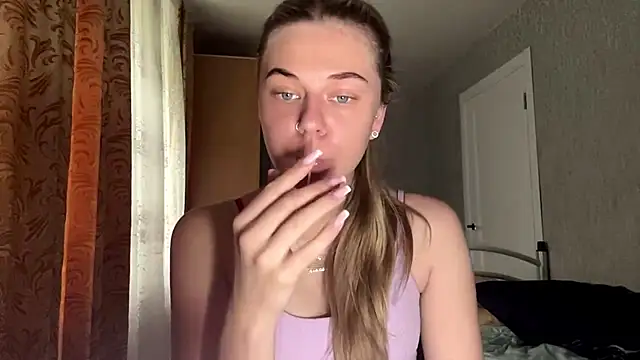 HoneysPiee online show from 07-26-26, 11:28