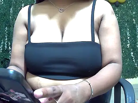 shallykaur online show from 07-29-26, 04:43