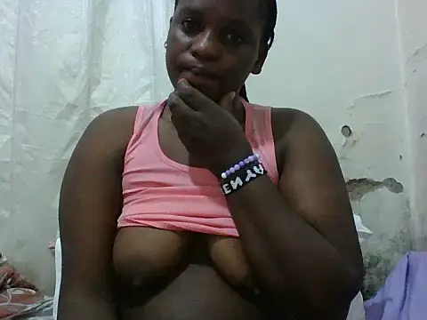 Hot-Perryl online show from 06-17-26, 11:16