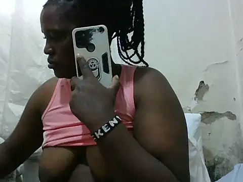 Hot-Perryl online show from 07-13-26, 01:25