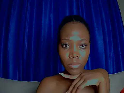 Snapshot of Cexysandy chatting on 06-20-26, 08:00 Cexysandy online show from 06-20-26, 08:00