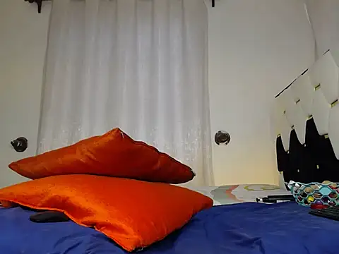 KinkQueenLove online show from 06-04-26, 06:08