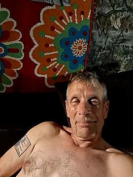 Snapshot of truckdawg2023 chatting on 07-07-26, 08:51 truckdawg2023 online show from 07-07-26, 08:51