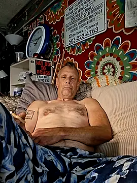 Snapshot of truckdawg2023 chatting on 07-25-26, 09:45 truckdawg2023 online show from 07-25-26, 09:45