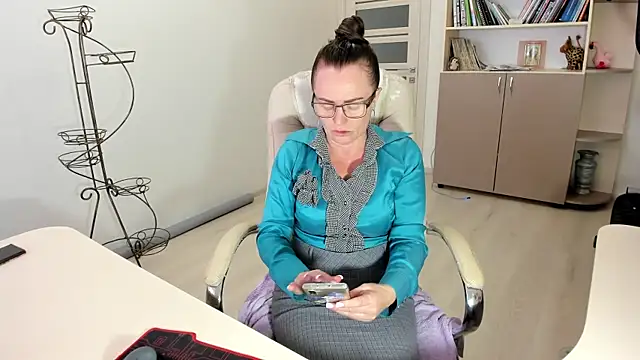 Vika73 online show from 11-11-25, 12:38