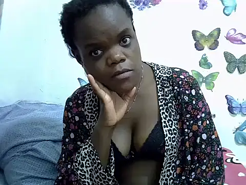 Snapshot of mindnightsnack chatting on 07-27-26, 11:01 mindnightsnack online show from 07-27-26, 11:01