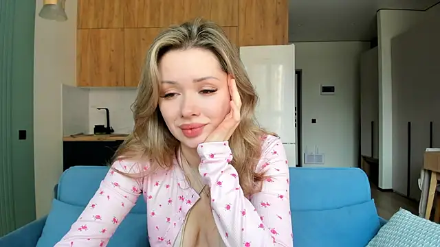 CassieArmas online show from 05-19-26, 06:20