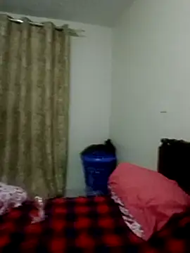 Snapshot of Maridadie chatting on 07-25-26, 12:42 Maridadie online show from 07-25-26, 12:42