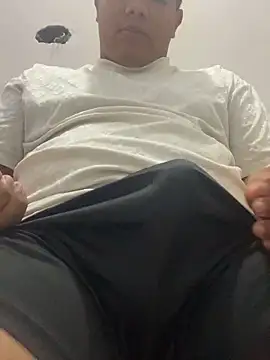 MorenoHot90 online show from 05-19-26, 01:39