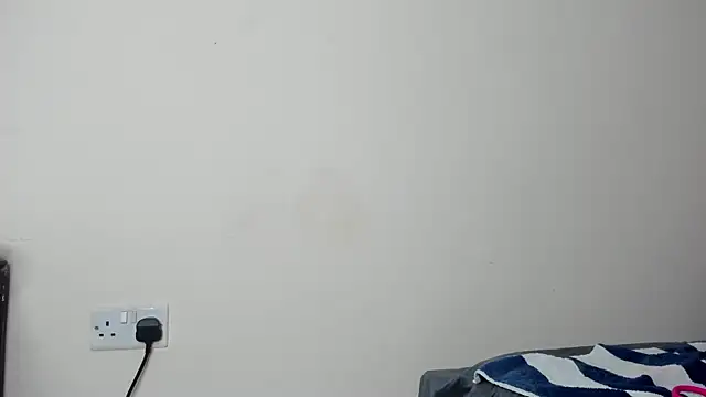 Snapshot of Real_Slim_Thick chatting on 05-23-26, 05:23 Real Slim Thick online show from 05-23-26, 05:23