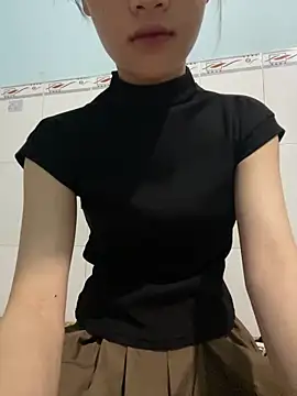 Snapshot of Bea-777 chatting on 05-18-26, 06:58 Bea-777 online show from 05-18-26, 06:58
