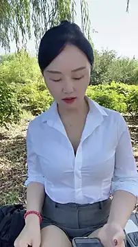 lylxili online show from 07-19-26, 01:53
