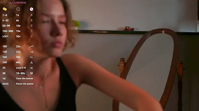 TatianaCichocki online show from 07-25-26, 03:37