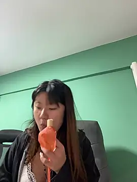 Xinmiaoguo online show from 06-07-26, 02:54