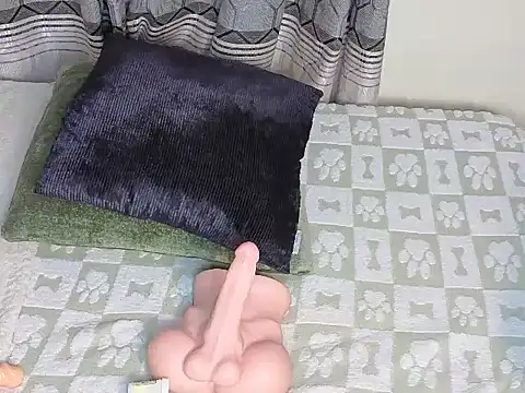 Blackcharmming online show from 07-22-26, 03:59