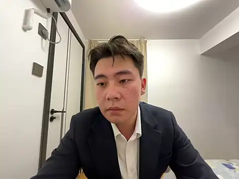 Snapshot of ZhouZhou_6 chatting on 05-26-26, 08:32 ZhouZhou 6 online show from 05-26-26, 08:32