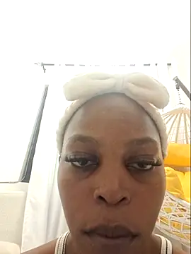 SatinBarbNXO online show from 05-18-26, 10:04