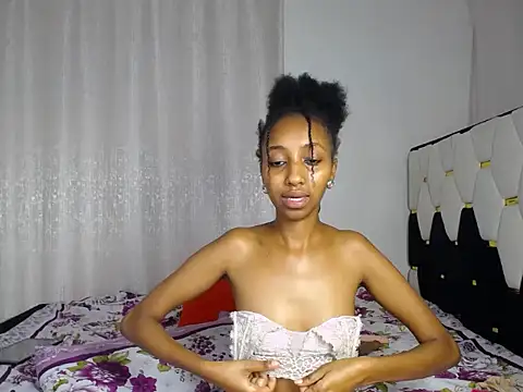 ValentinaIvy online show from 07-28-26, 08:52