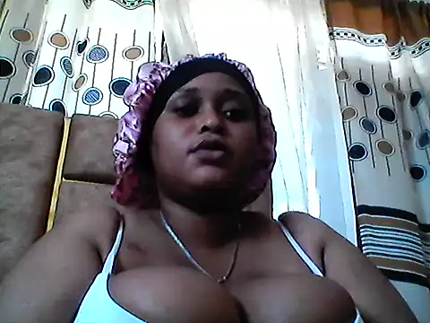 Pretty sandrah online show from 07-27-26, 11:50