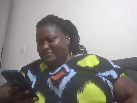 Snapshot of fat_ebonyqueen chatting on 06-07-26, 08:12 fat ebonyqueen online show from 06-07-26, 08:12