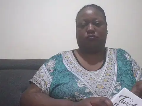 Snapshot of fat_ebonyqueen chatting on 07-16-26, 06:36 fat ebonyqueen online show from 07-16-26, 06:36