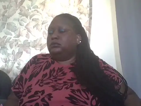 Snapshot of fat_ebonyqueen chatting on 07-17-26, 06:53 fat ebonyqueen online show from 07-17-26, 06:53