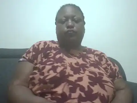 Snapshot of fat_ebonyqueen chatting on 07-22-26, 08:11 fat ebonyqueen online show from 07-22-26, 08:11