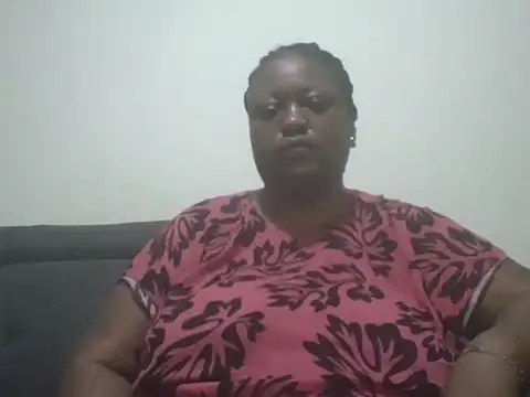 Snapshot of fat_ebonyqueen chatting on 07-27-26, 02:40 fat ebonyqueen online show from 07-27-26, 02:40