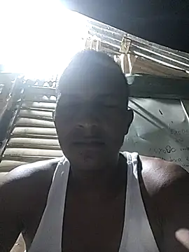 luis391986 online show from 05-19-26, 01:56