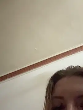 Snapshot of sofivibe chatting on 05-23-26, 10:14 sofivibe online show from 05-23-26, 10:14