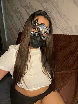 LioraWance online show from 07-19-26, 10:08