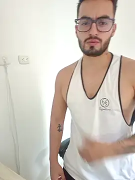 austinn0 online show from 05-19-26, 06:25