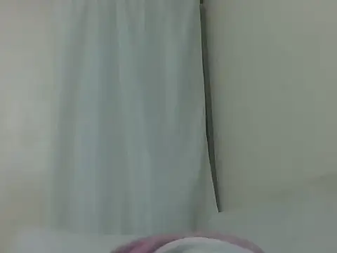Snapshot of sexyhot001 chatting on 06-16-26, 06:43 sexyhot001 online show from 06-16-26, 06:43