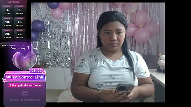 Ambber Smith online show from 07-28-26, 02:13