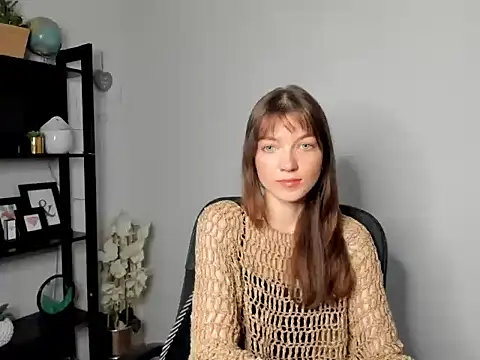 Snapshot of KiraBliss28 chatting on 05-25-26, 05:46 KiraBliss28 online show from 05-25-26, 05:46