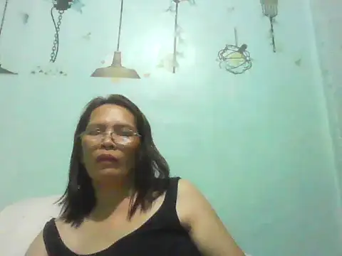 momshe2026 online show from 06-08-26, 01:22