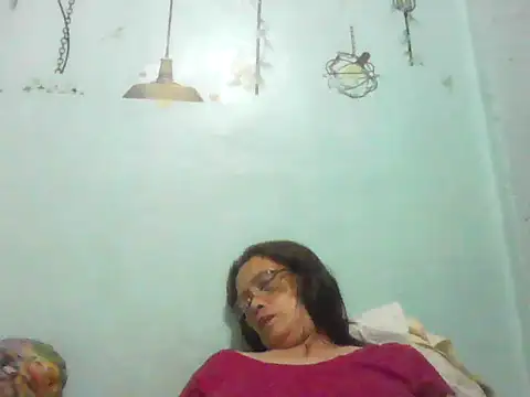 momshe2026 online show from 06-17-26, 04:19